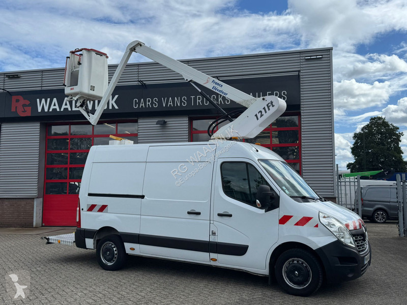 Véhicule utilitaire Renault Hoogwerker 12M