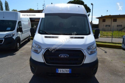 Caja cerrada Ford