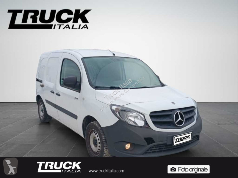 Furgoneta Mercedes I
