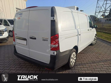 Mercedes Vito III