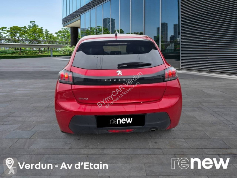 Véhicule utilitaire Peugeot 208 PureTech 100...