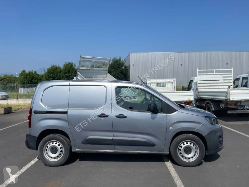 Autoutilitară Peugeot
