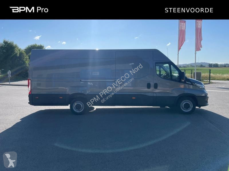 Veicolo commerciale Iveco 35S Fg 35S18HA8 V16...