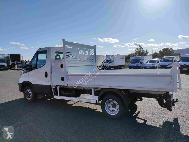 Véhicule utilitaire Iveco RJ COFFRES 160 CV 3,5 T