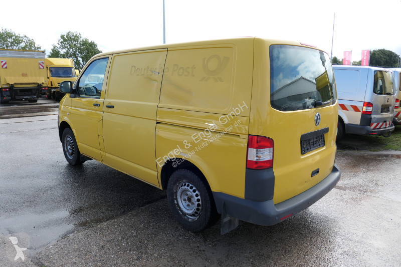 Véhicule utilitaire Volkswagen T5 Transporter...