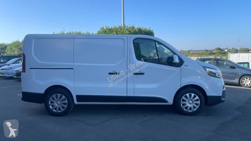Samochód dostawczy Nissan