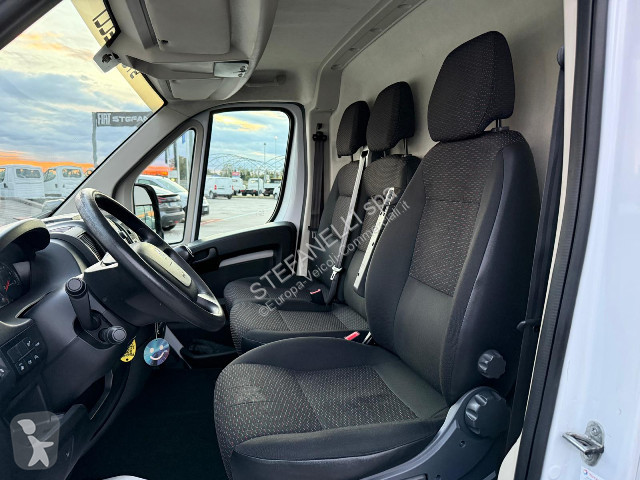 عربة نفعية Peugeot BOXER 28 L1H1 120
