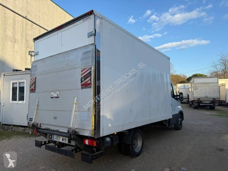 Furgoneta Iveco