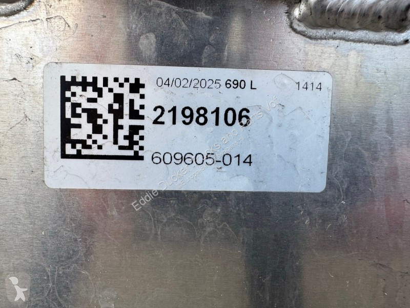 Samochód dostawczy DAF 2198106 690 LITER