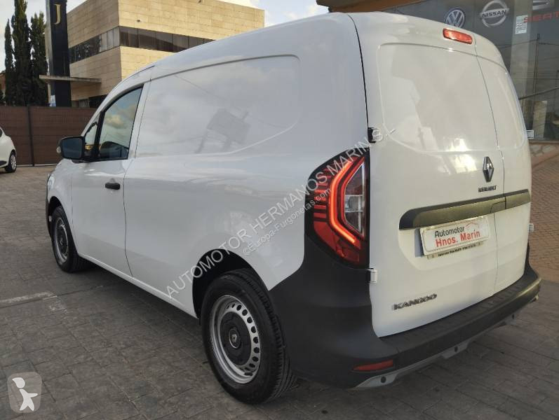 عربة نفعية Renault