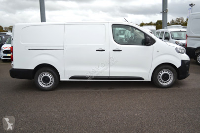 Fourgon moyen Peugeot