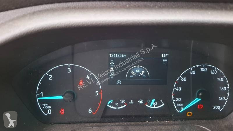 Samochód dostawczy Ford