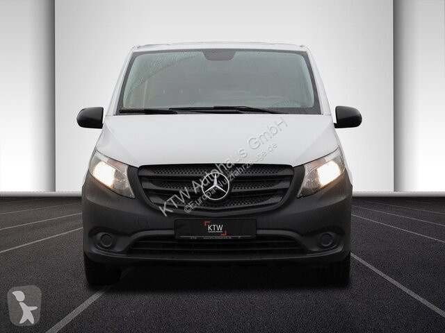 Veículo utilitário Mercedes Vito 114...