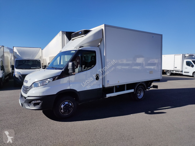 Iveco FRIGO 12M3 160 CV ROUES JUMELEES HAYON...