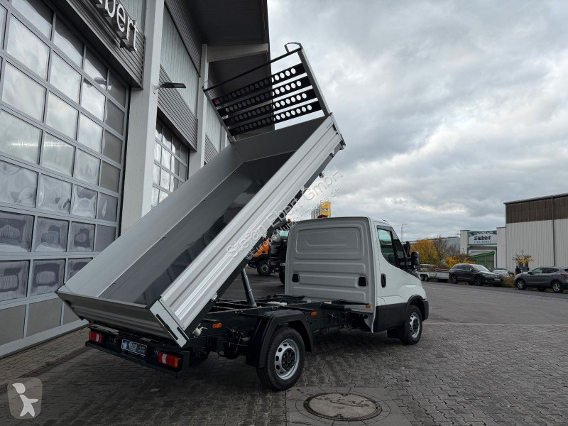 Iveco 35S14...