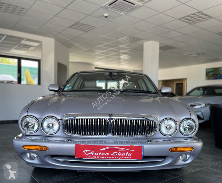 Samochód dostawczy Jaguar XJ8 4.0 V8  BA SOVEREIGN