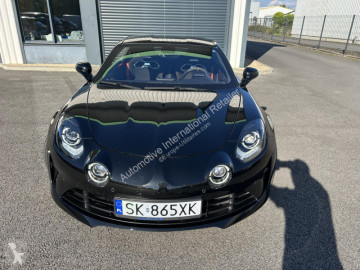 سيارة ذات بابين Alpine