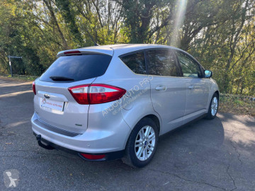 Monovolumen Ford
