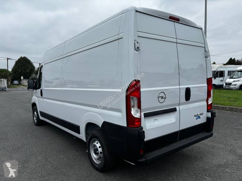 Véhicule utilitaire Opel
