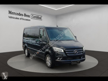 Fourgon long Mercedes