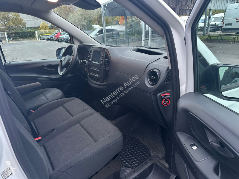 Véhicule utilitaire Mercedes VITO FG 17000 HT...