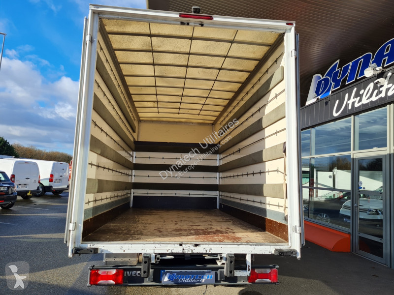 Véhicule utilitaire Iveco