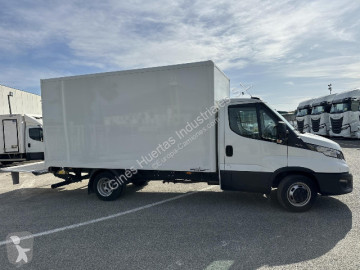 Caja cerrada Iveco