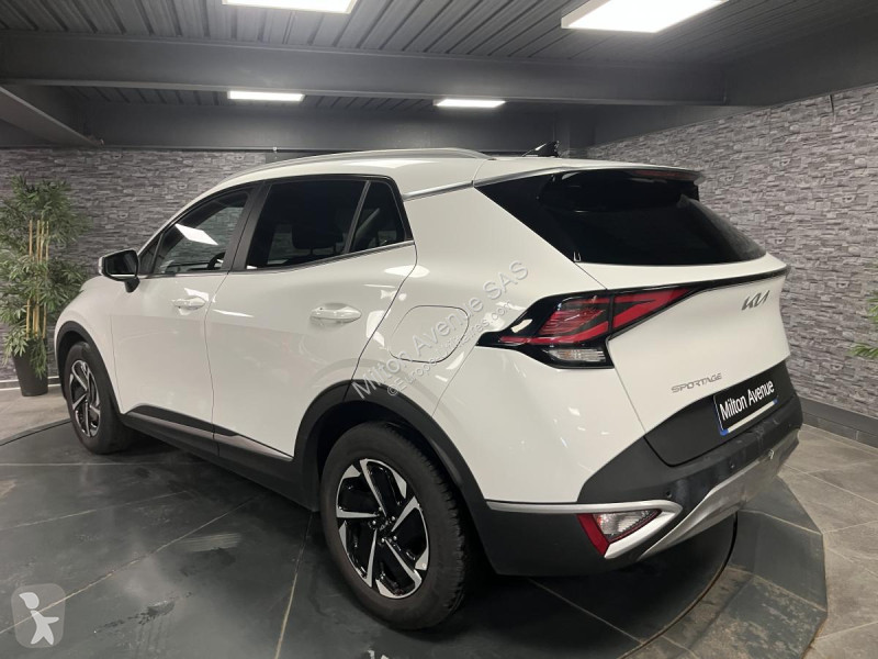 Samochód dostawczy KIA SPORTAGE 1.6 T-GDi MHEV...