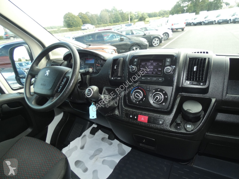 Véhicule utilitaire Peugeot L2H2 BLUEHDI 140...