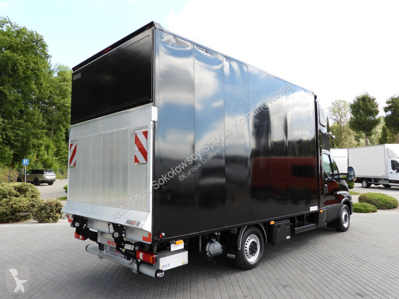 Furgoneta Iveco 35S18 DAILY