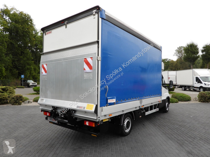 Furgoneta Iveco 35S18 DAILY