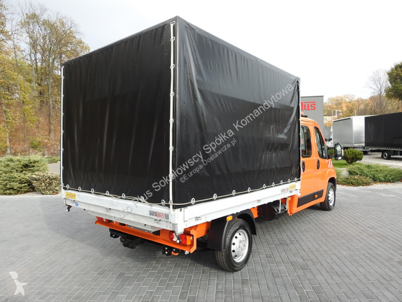 Samochód dostawczy Peugeot  BOXER