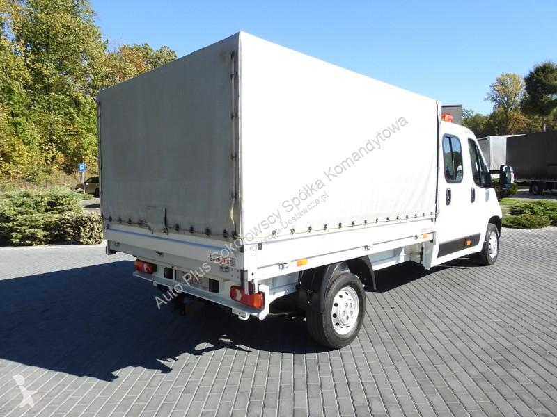 Samochód dostawczy Peugeot  BOXER