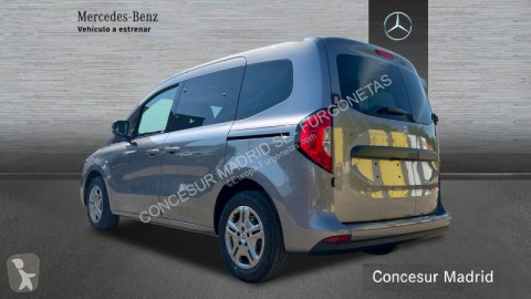 Familiar Mercedes