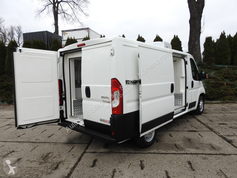 Samochód dostawczy Peugeot  BOXER