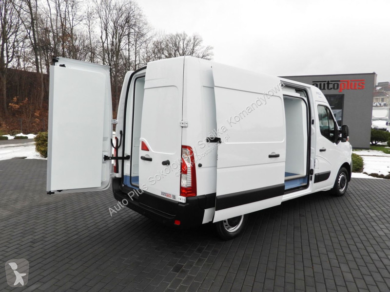 Samochód dostawczy Renault  MASTER