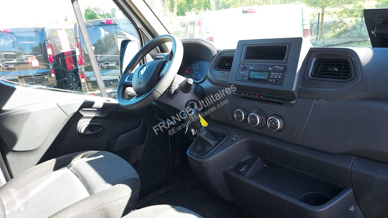 Véhicule utilitaire Renault MASTER III BENNE...