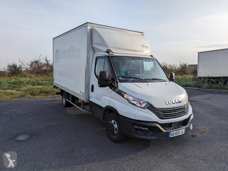 Véhicule utilitaire Iveco CCb 35C16H3.0...
