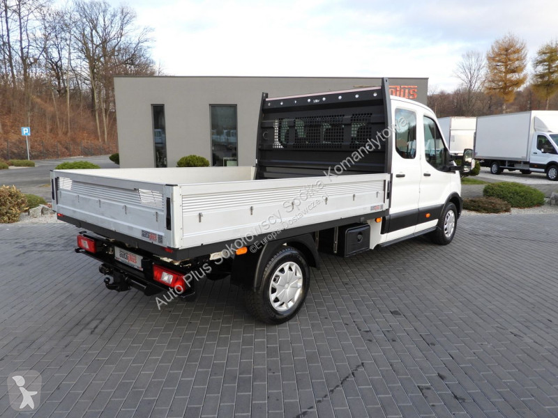 Samochód dostawczy Ford 4 x 4 TRANSIT