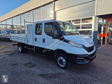Con volquete Iveco