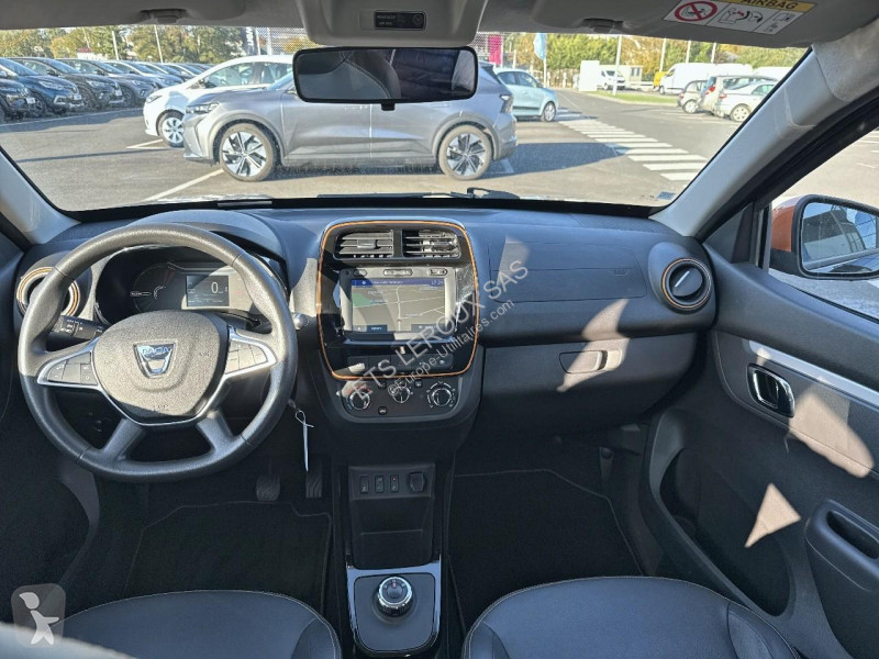 عربة نفعية Dacia SPRING