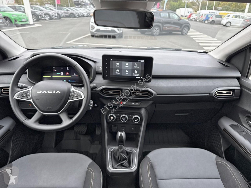 Samochód dostawczy Dacia JOGGER