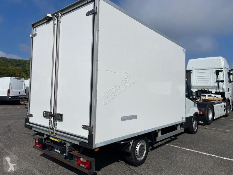 Nyttofordon Iveco CCb 35S18 Moteur 3L00 180 CV...