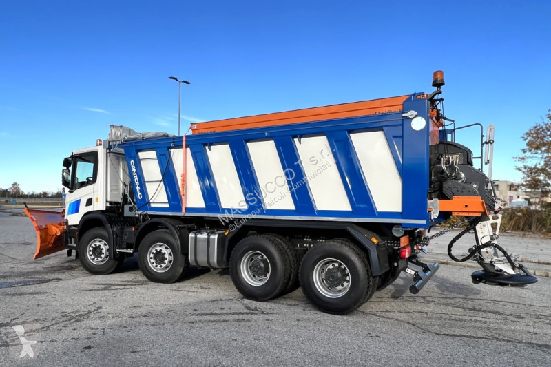 Samochód dostawczy Scania P500 XT 8X4