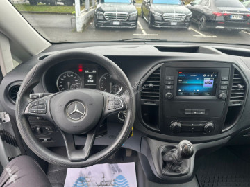 Fourgon Mercedes