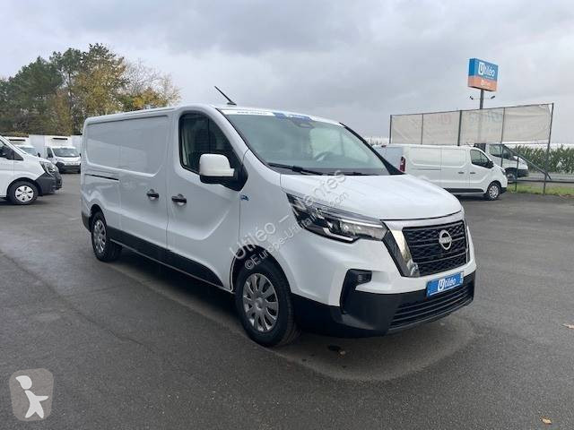 Furgoneta Nissan