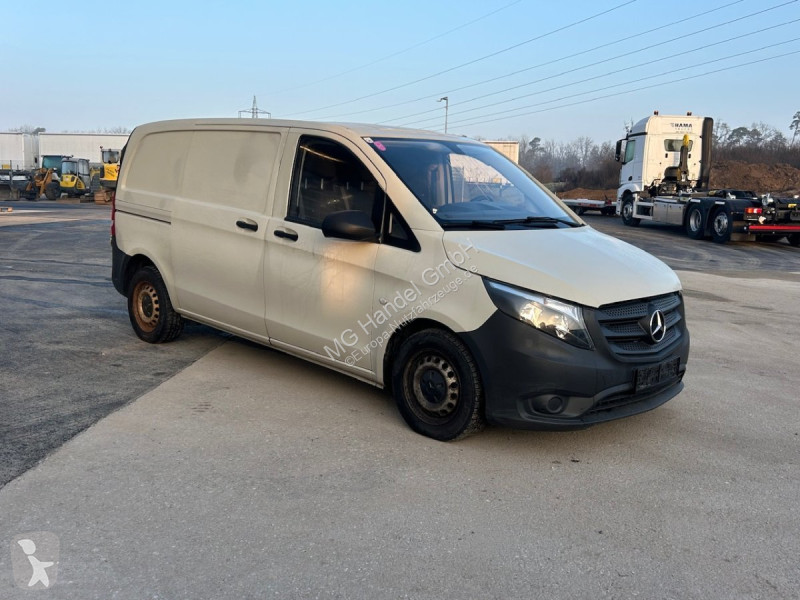 عربة نفعية Mercedes Vito 110 Kastenwagen L1H1