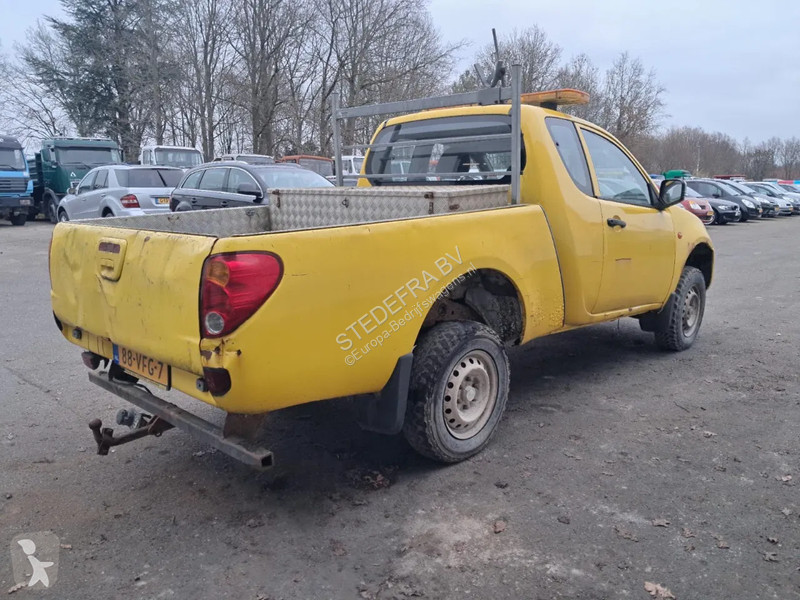 عربة نفعية Mitsubishi 4x4 , 2.5 Di-D , NOT...