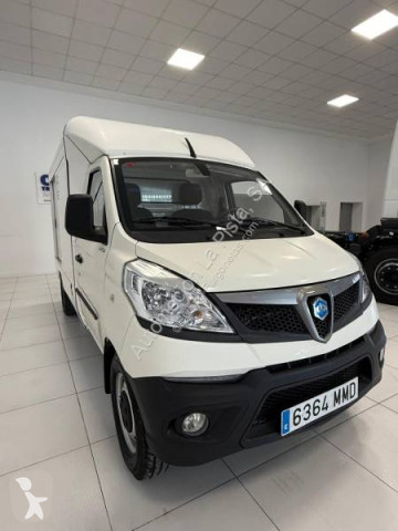 Fourgon Piaggio