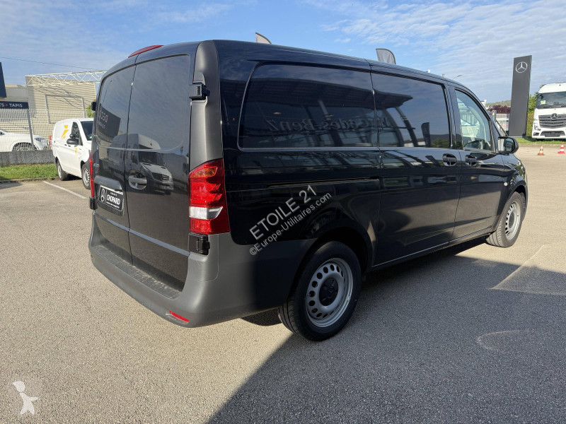 عربة نفعية Mercedes EVITO FOURGON 60 KWH LONG FWD